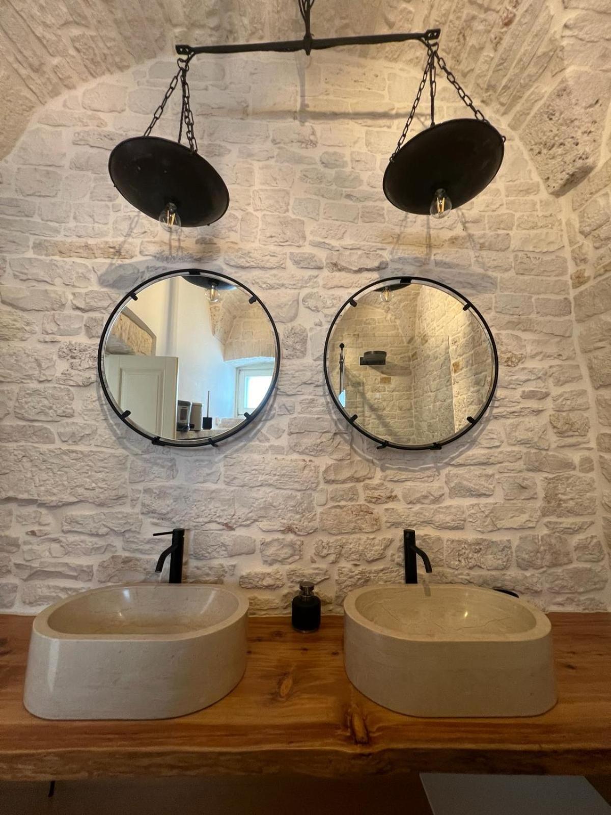 הוילה אלברובלו Trulli Occhi Di Pietra Historical Experience מראה חיצוני תמונה