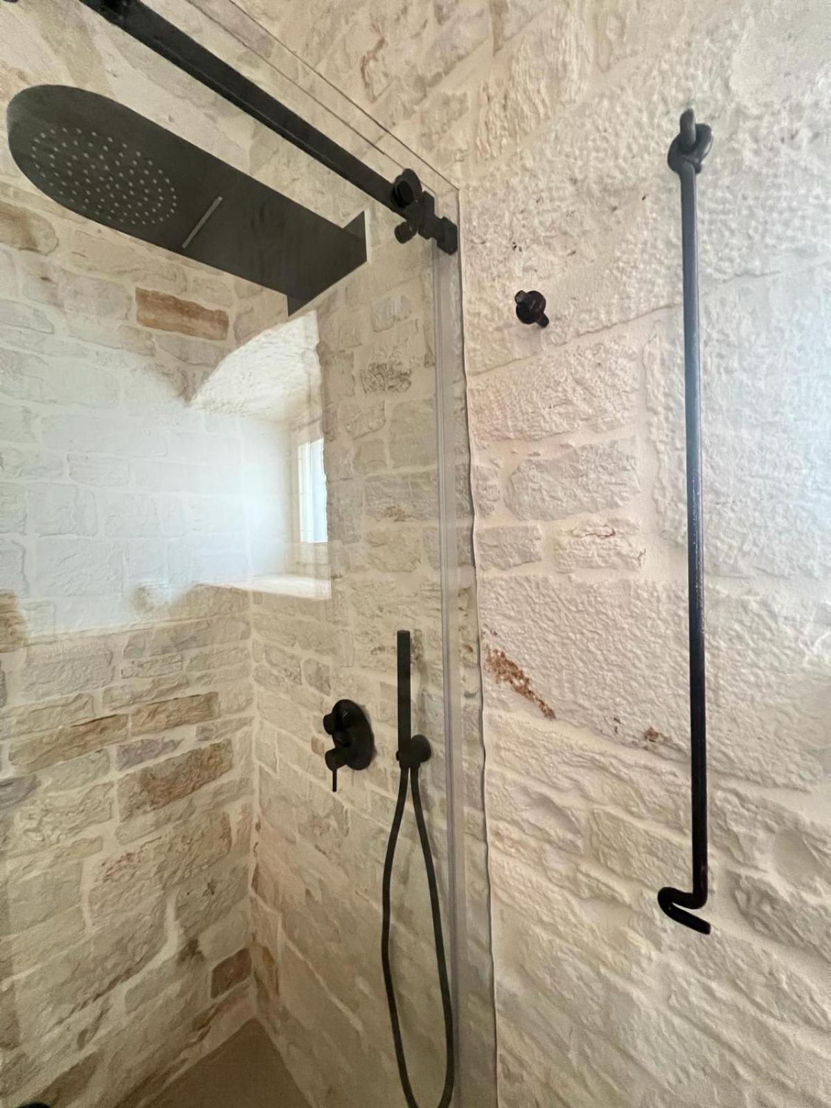 הוילה אלברובלו Trulli Occhi Di Pietra Historical Experience מראה חיצוני תמונה